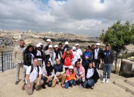 15 jeunes « ambassadeurs pour la paix » avec Latifa Ibn Ziaten